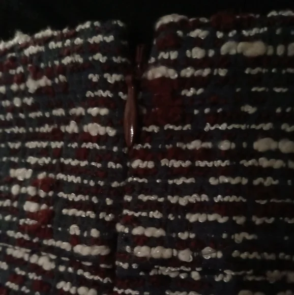 Loft Skirt with Pockets - Picture 6 of 7